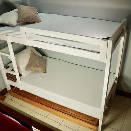 Hostel E Transient Paranaque City Zewnętrze zdjęcie